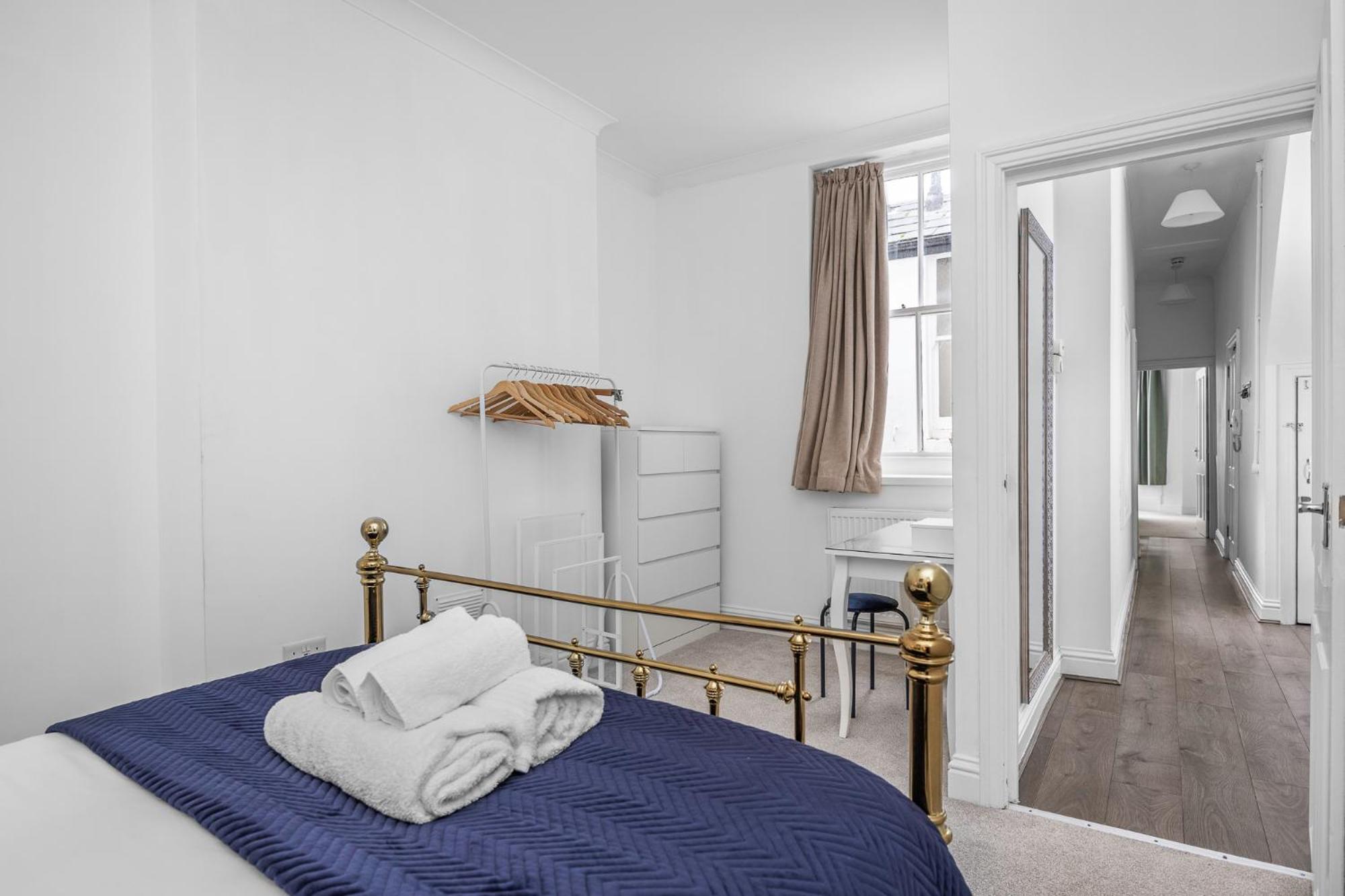 ברייטון 2 Bedroom Flat - With King Sized Beds, Netflix And Sky - Perfect For Contractors, Vacation Guests Or Those Relocating מראה חיצוני תמונה