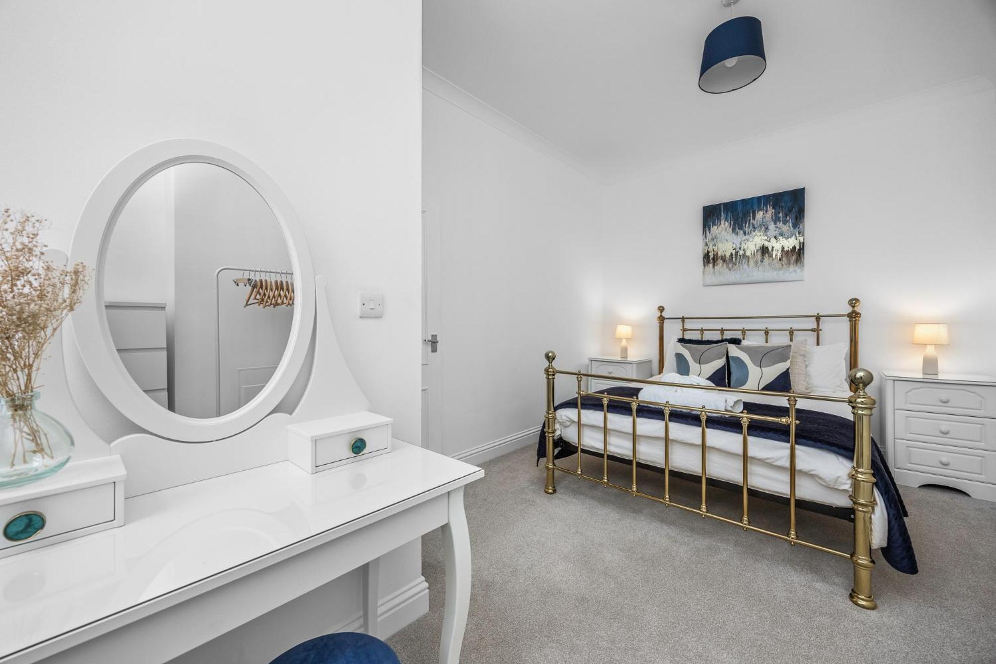 ברייטון 2 Bedroom Flat - With King Sized Beds, Netflix And Sky - Perfect For Contractors, Vacation Guests Or Those Relocating מראה חיצוני תמונה
